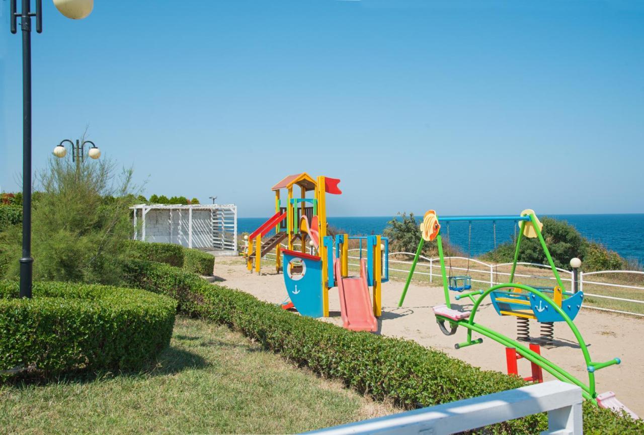 Hotel Eskada Beach Ahtopol Esterno foto