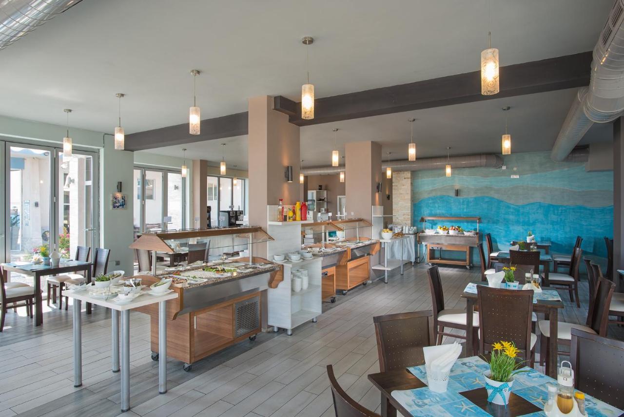 Hotel Eskada Beach Ahtopol Esterno foto